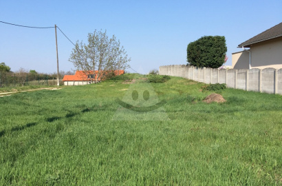 Land for sale in Koppánymonostore near Komárno