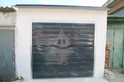 Garage for sale in Komárno