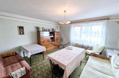 Spacious 4-room family house with a large outbuilding in Gabčíkovo