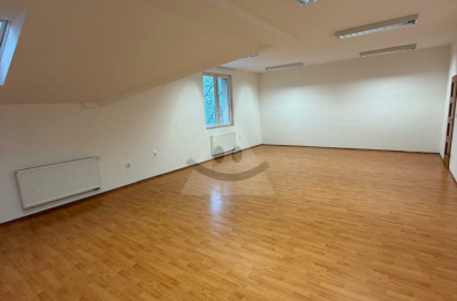 Na prenájom luxusný priestor v centre mesta Komárna